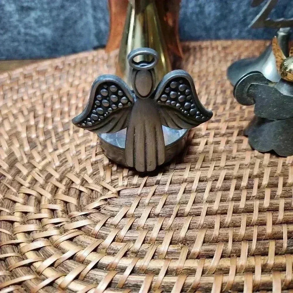Vintage Brass Copper Angel Candle Holder Christmas Set of 4 Unique/Hong Kong - Picture 5 of 10